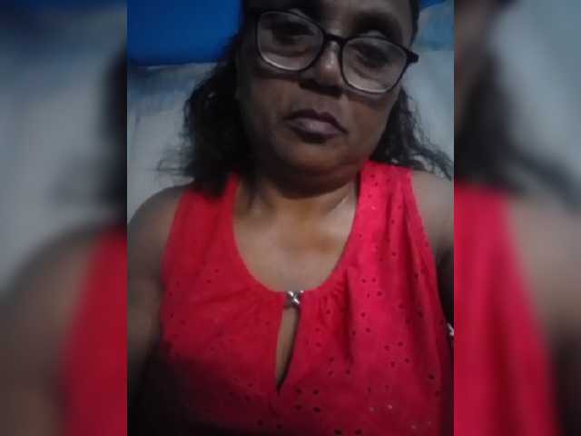 hotmomsexy live cam on BongaCams