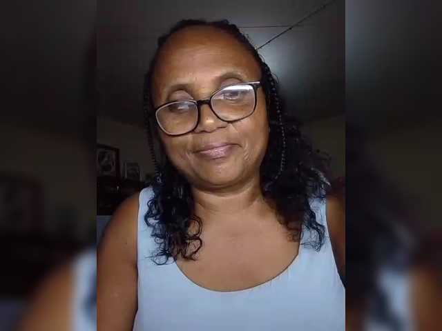hotmomsexy live cam on BongaCams