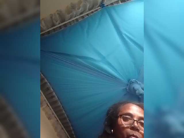 hotmomsexy live webcam show