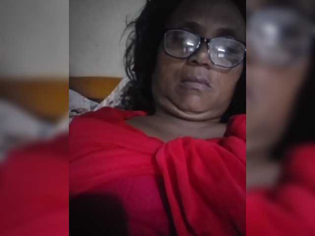 hotmomsexy live webcam show
