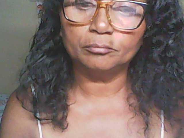 hotmomsexy webcam