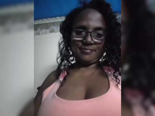 hotmomsexy live webcam show
