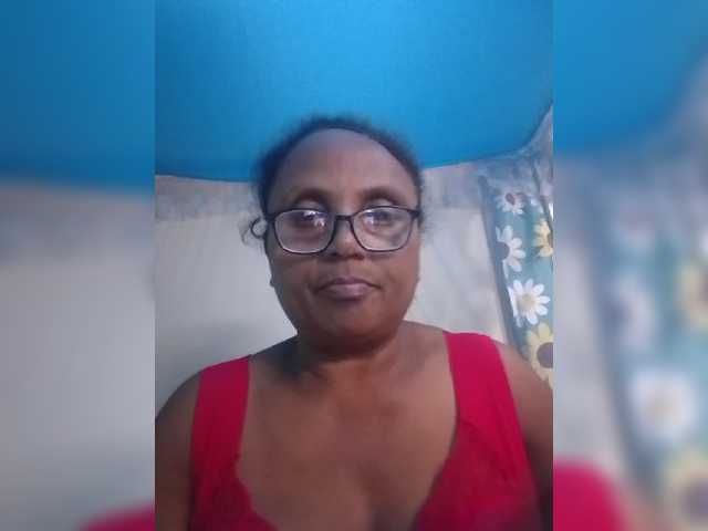 hotmomsexy live cam on BongaCams