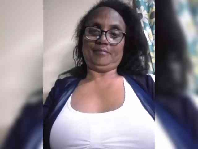 hotmomsexy webcam