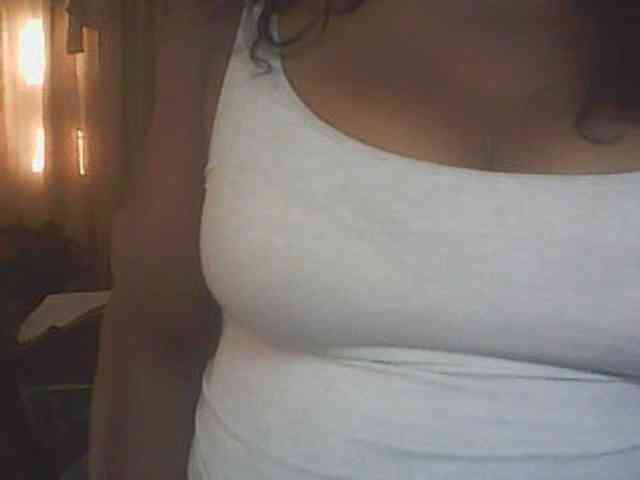 hotmomsexy webcam