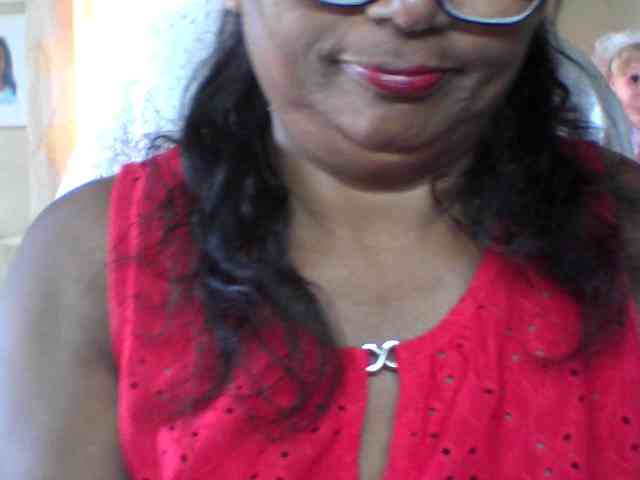 hotmomsexy webcam