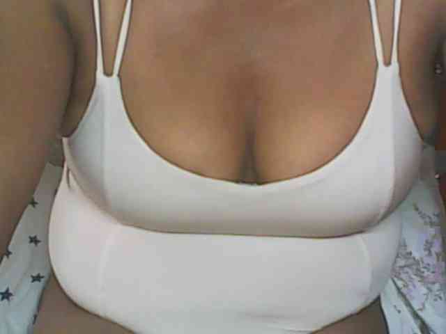 hotmomsexy webcam