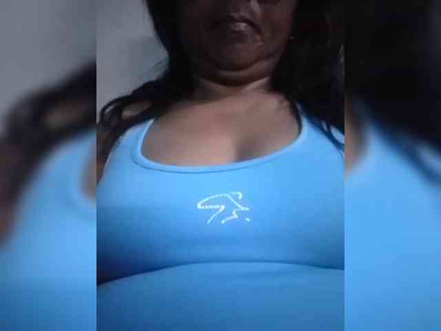 hotmomsexy webcam