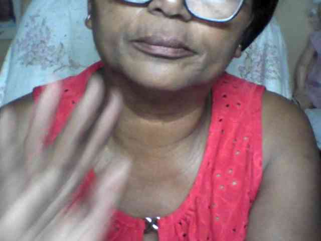 hotmomsexy webcam
