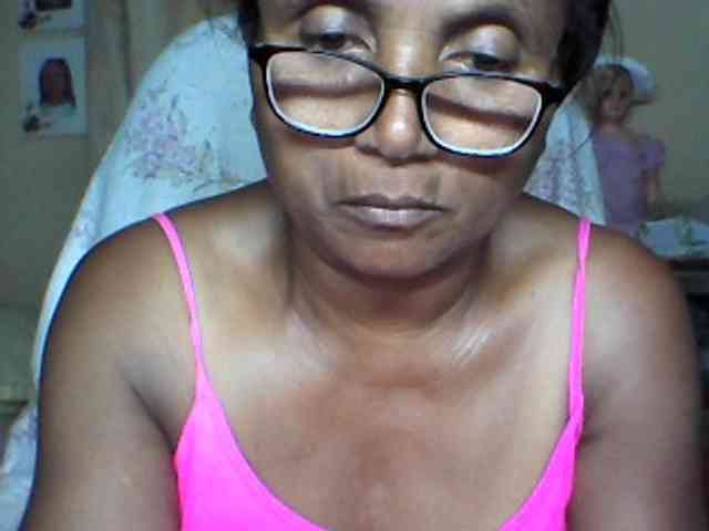 Modèle: hotmomsexy
