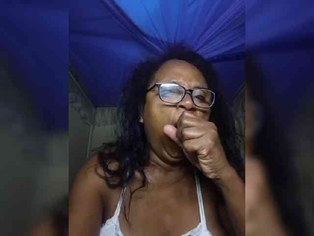 hotmomsexy webcam