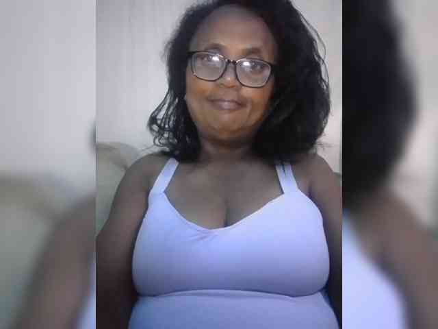 Modèle: hotmomsexy
