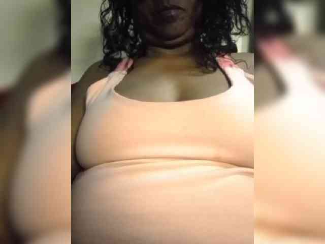 hotmomsexy webcam