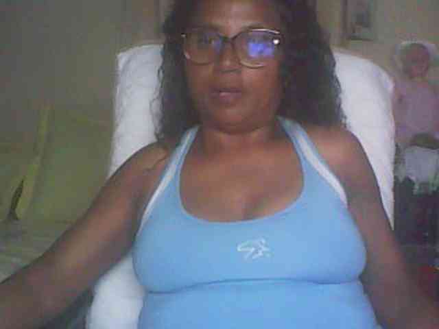 hotmomsexy webcam