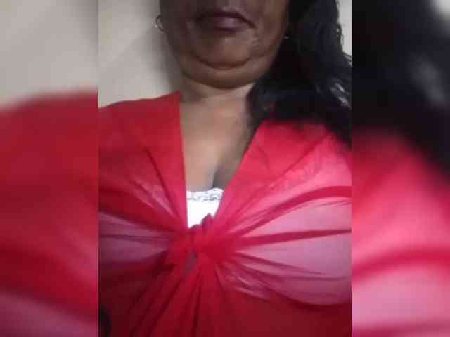 Modèle: hotmomsexy