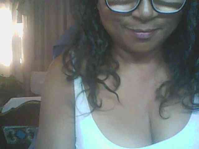 hotmomsexy webcam