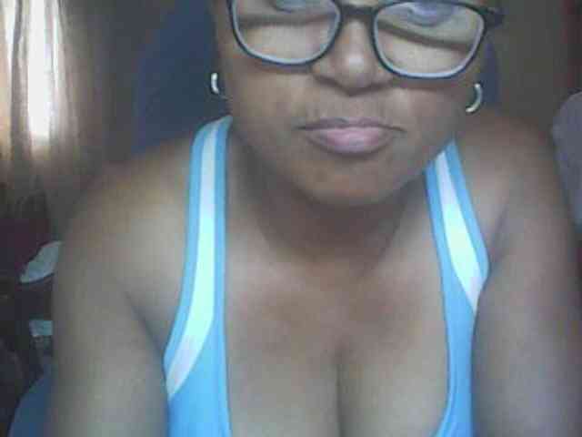 hotmomsexy webcam
