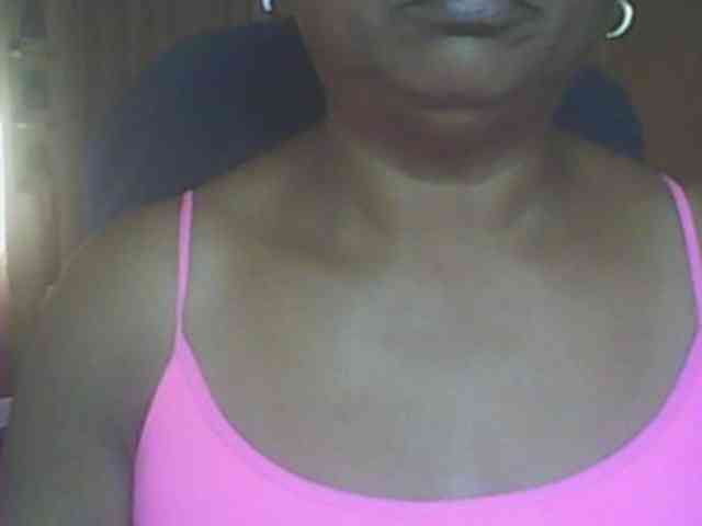 hotmomsexy webcam