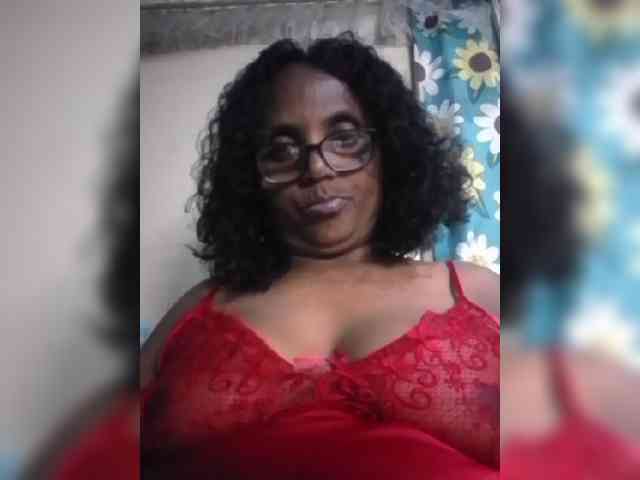 hotmomsexy webcam