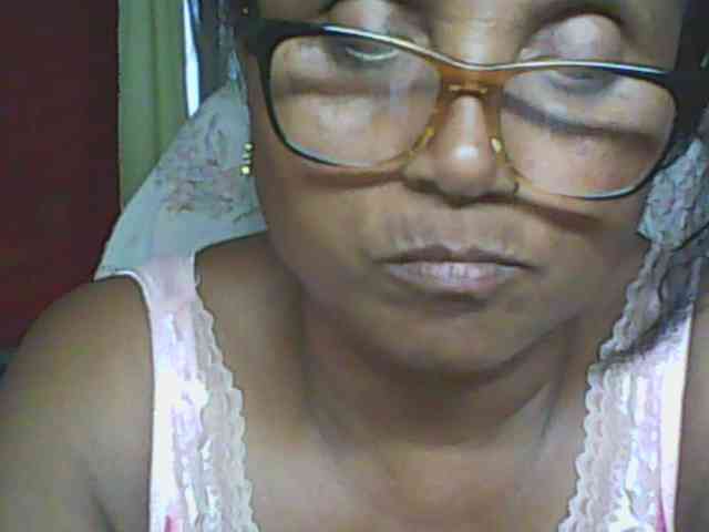 hotmomsexy webcam