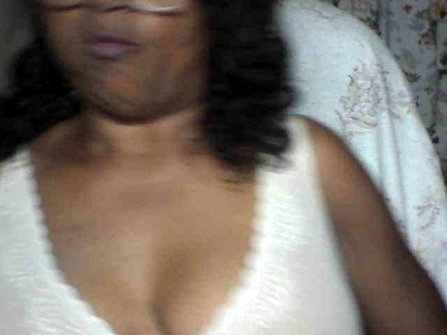 hotmomsexy webcam