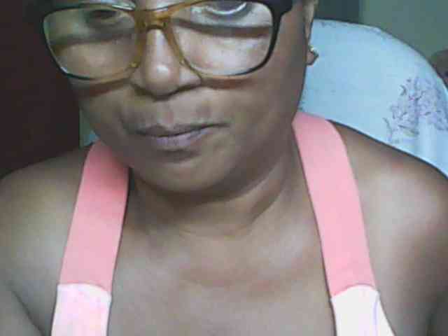hotmomsexy webcam