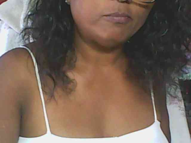 hotmomsexy webcam