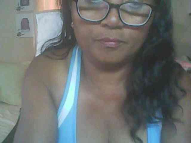 hotmomsexy webcam