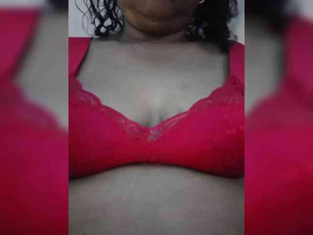 Modèle: hotmomsexy