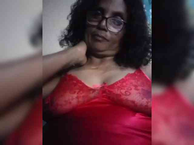 hotmomsexy webcam