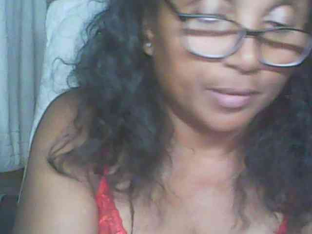 hotmomsexy webcam