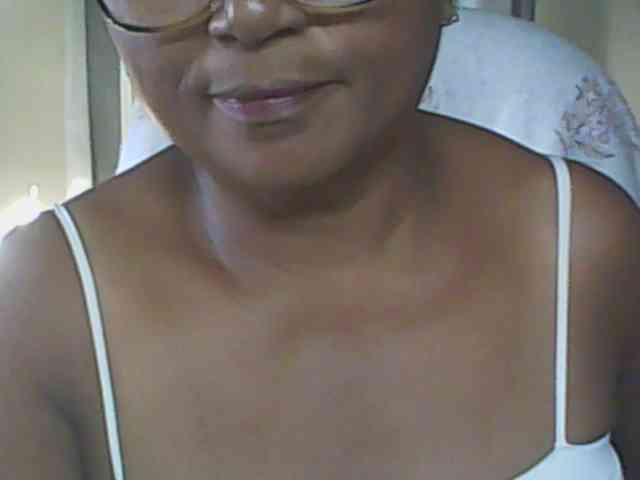hotmomsexy webcam