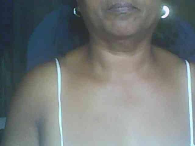 hotmomsexy webcam