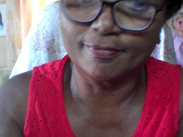 hotmomsexy webcam