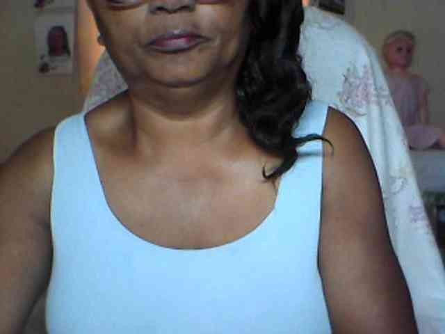 hotmomsexy webcam