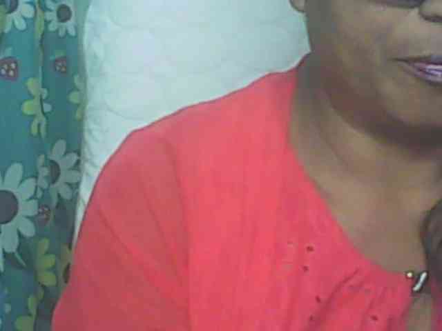 hotmomsexy webcam