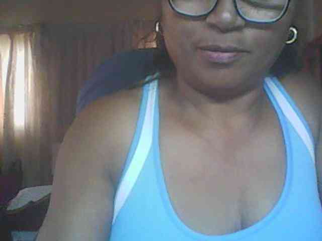 hotmomsexy webcam