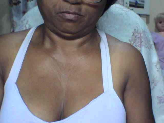 hotmomsexy webcam