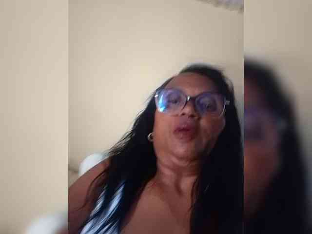 hotmomsexy webcam