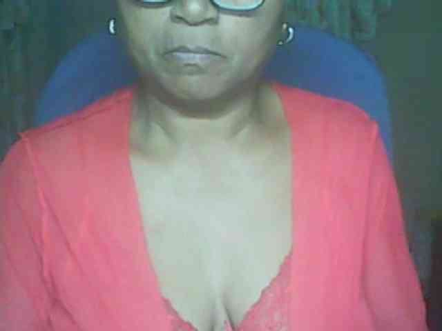 hotmomsexy webcam