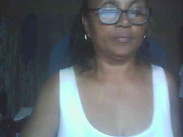 hotmomsexy webcam