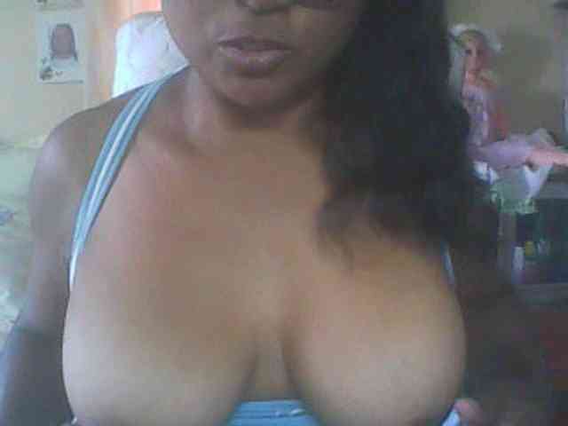 hotmomsexy webcam