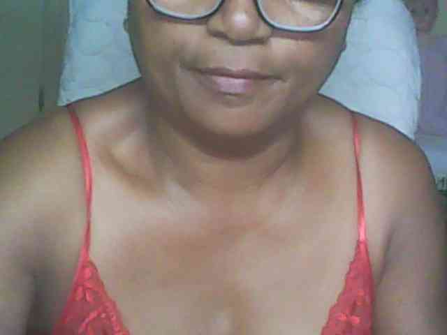 hotmomsexy webcam