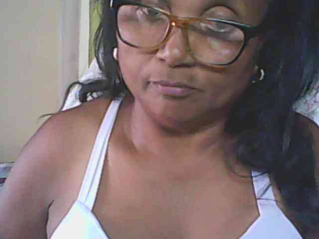 hotmomsexy webcam