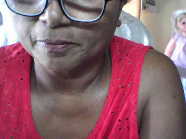 hotmomsexy webcam
