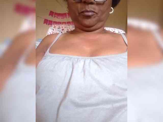 hotmomsexy hotmomsexy