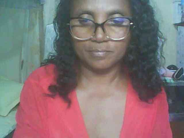 hotmomsexy webcam