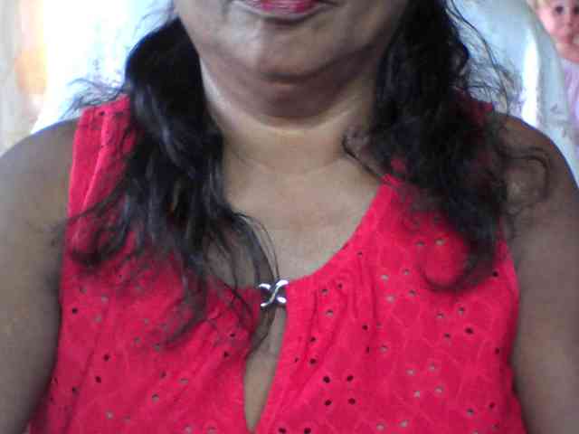 hotmomsexy webcam