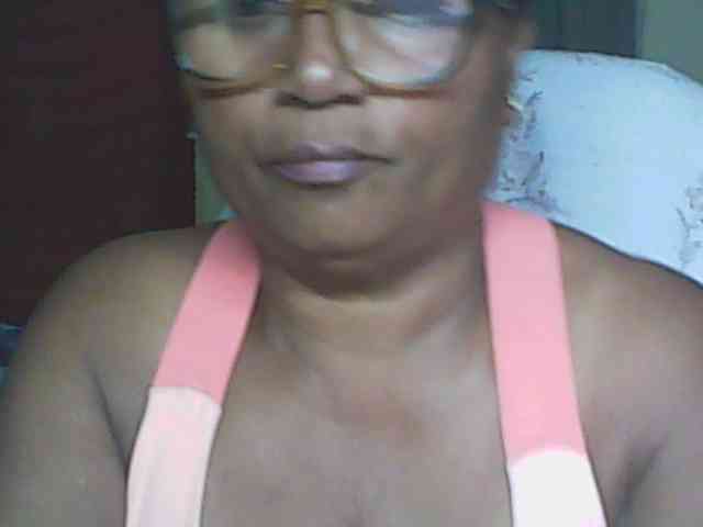 hotmomsexy webcam