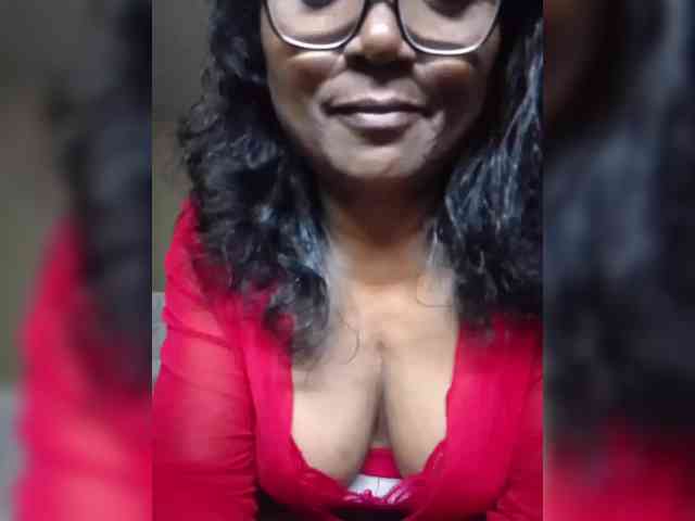 hotmomsexy webcam